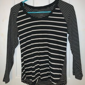 Gap Small Quarter Length Striped Tee